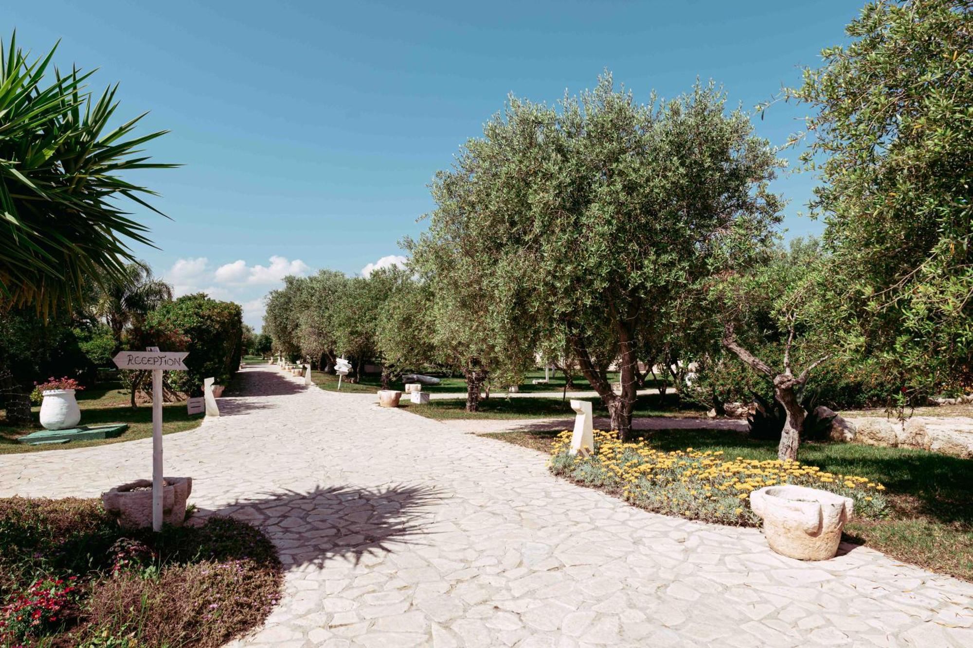 Casale Del Murgese Country Resort Savelletri Luaran gambar